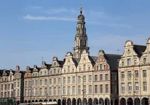 What makes the University of Artois in France famous 1