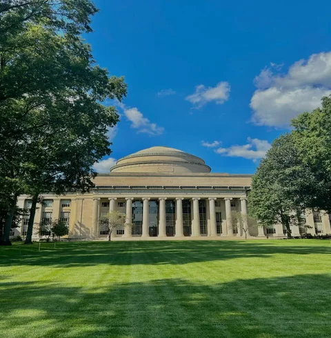 The Massachusetts Institute of Technology (MIT) History